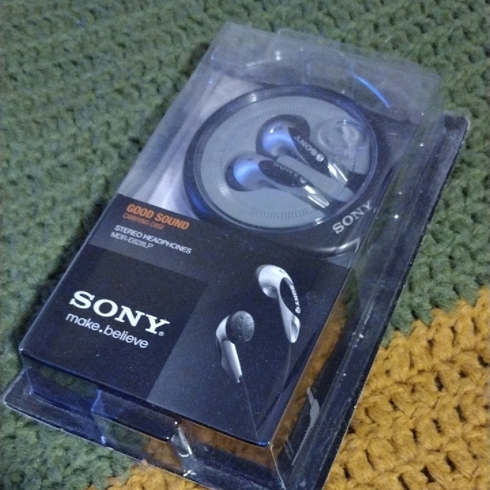 Sony Earbud Headphones - Black